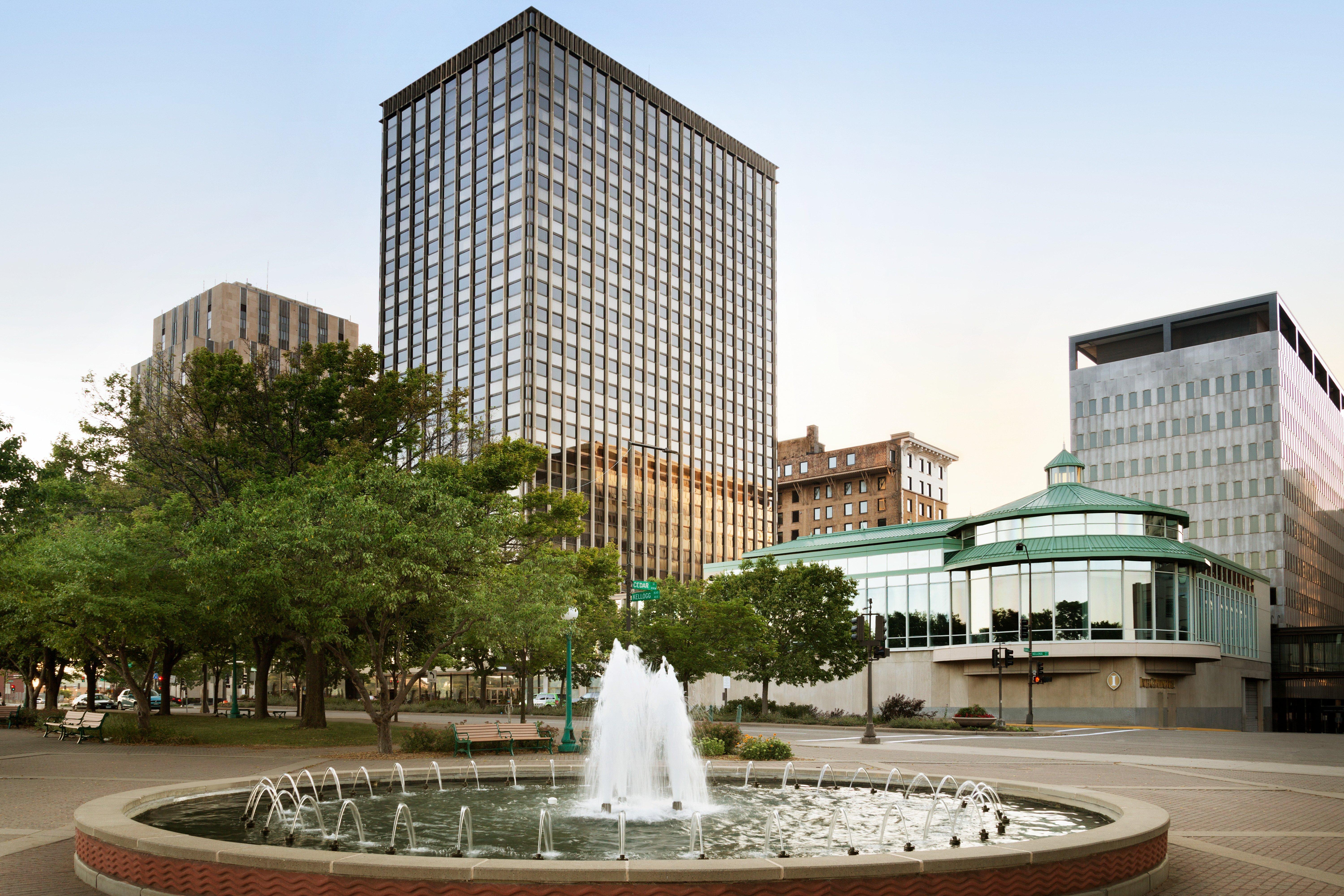 Intercontinental St. Paul Riverfront, An Ihg Hotel Saint Paul Exterior photo